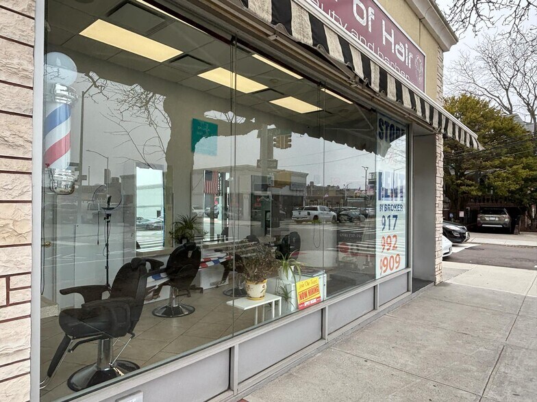 45-19 34th ave, Long Island City, NY à louer - Photo de l’immeuble – Image 1 sur 5