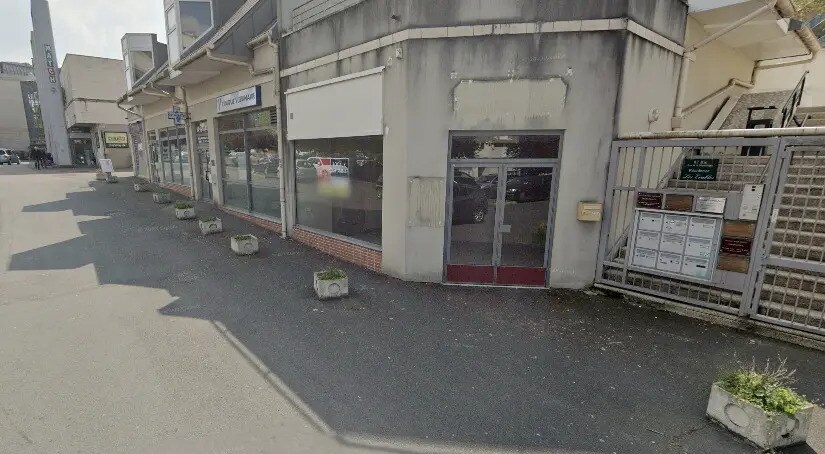 Local commercial dans Creil à louer - Photo de l’immeuble – Image 2 sur 7