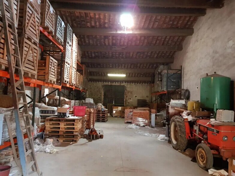 Industriel/Logistique dans ESPIRA-DE-L'AGLY à louer - Photo intérieure – Image 1 sur 4