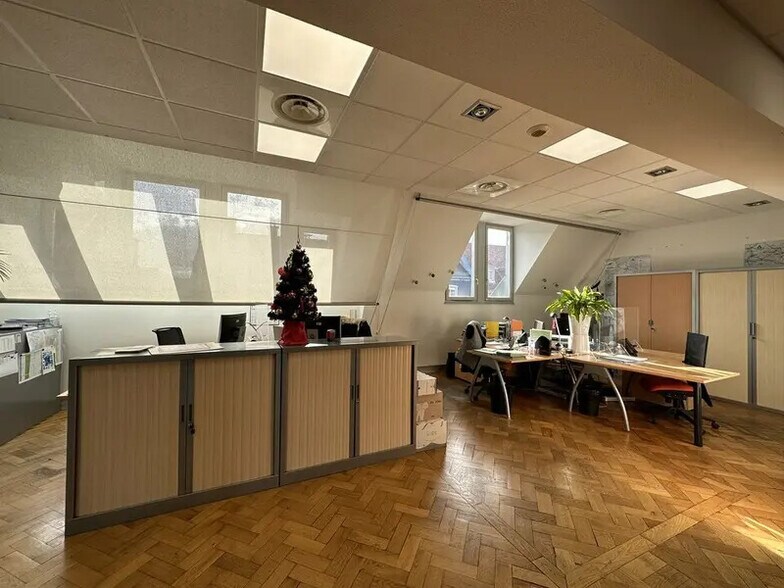 Bureau dans Strasbourg à louer - Photo intérieure – Image 2 sur 7