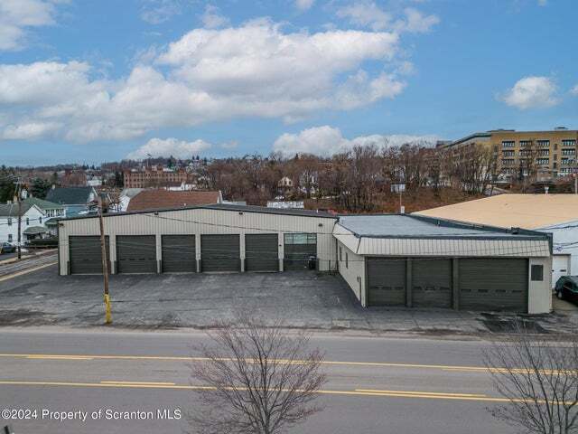 814 Wyoming Ave, Scranton, PA à vendre - Photo de l’immeuble – Image 2 sur 20