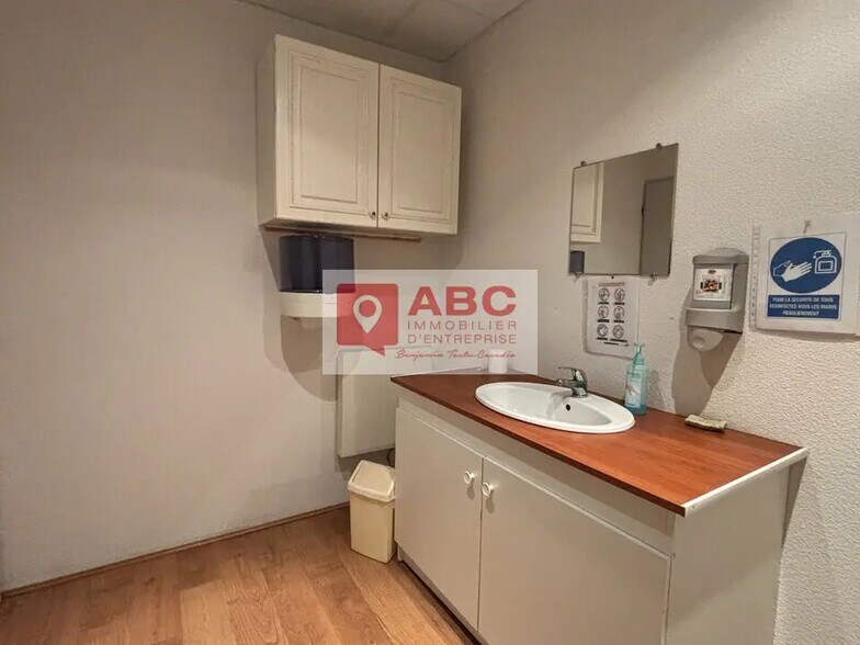 Local d’activités dans Corneilla-del-Vercol à louer - Photo intérieure – Image 3 sur 9