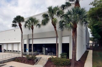 1501 W Copans Rd, Pompano Beach, FL à louer Photo intérieure– Image 1 sur 5