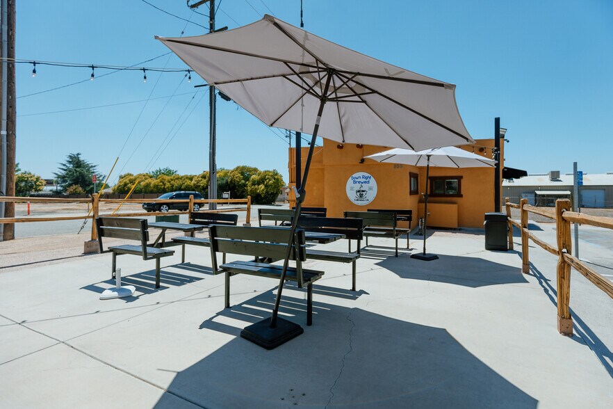 950 Calimesa Blvd, Calimesa, CA à vendre - Photo de l’immeuble – Image 3 sur 29