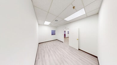 16501-16511 NW 8th Ave, Miami, FL à louer Photo intérieure– Image 2 sur 64