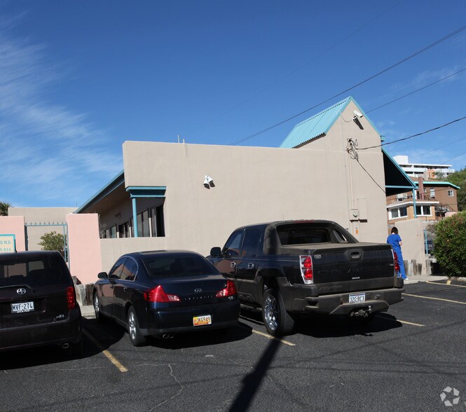 500 E Schuster Ave, El Paso, TX à vendre - Photo de l’immeuble – Image 3 sur 20