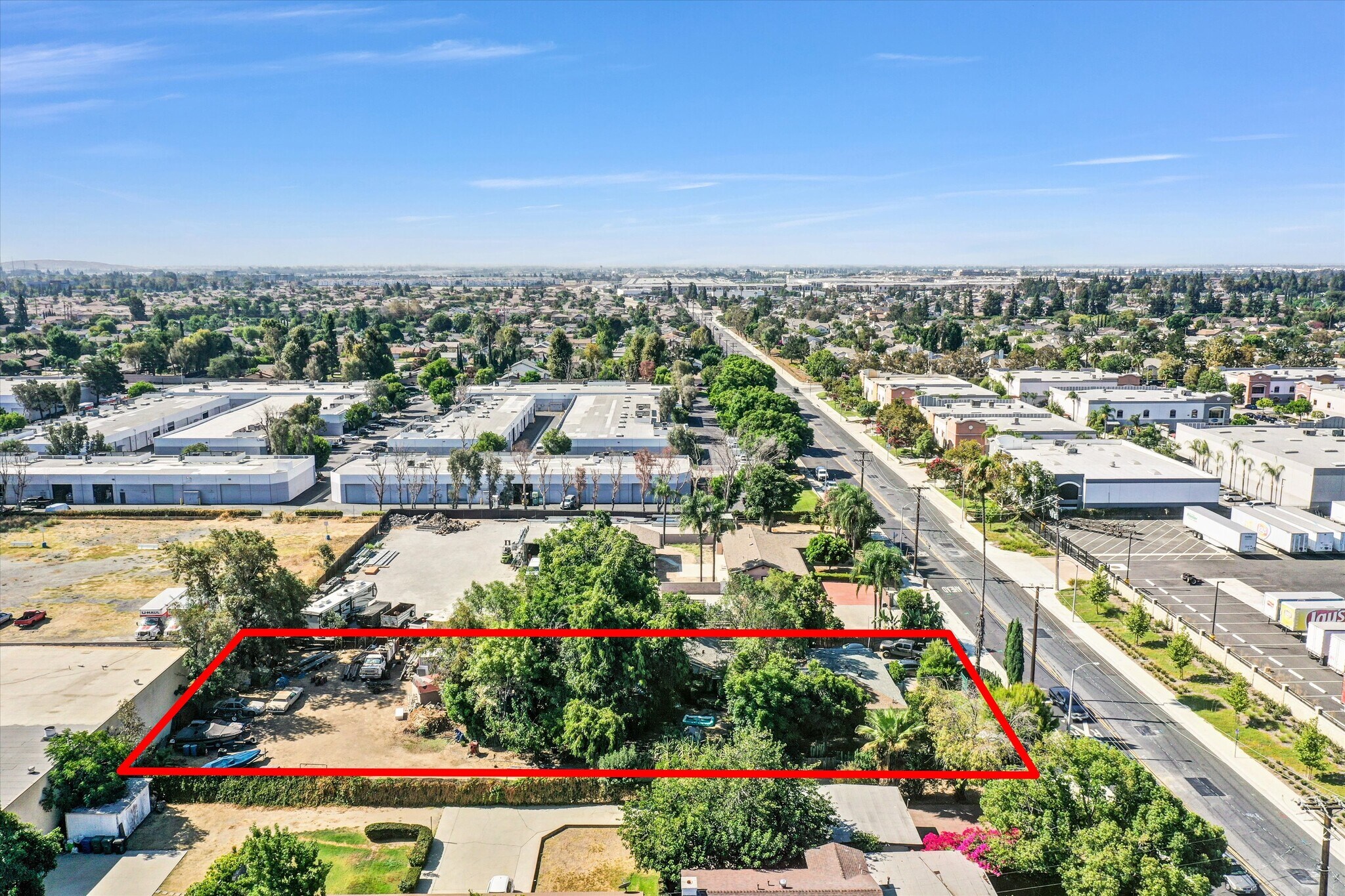 8945 Hellman Ave, Rancho Cucamonga, CA à vendre Photo de l’immeuble– Image 1 sur 30