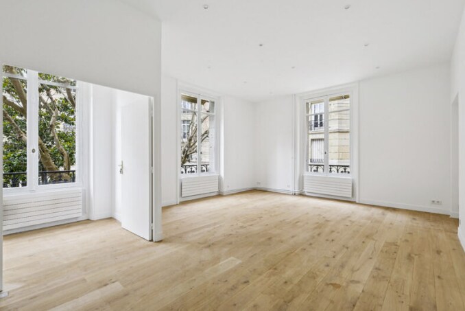 51-55 Avenue Montaigne, Paris à louer Photo intérieure– Image 1 sur 9