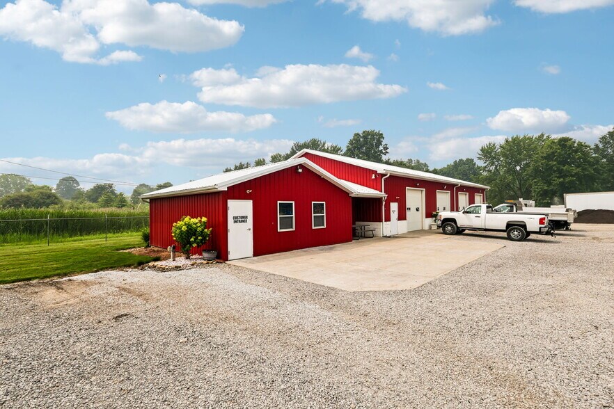 3220 McCartney Rd, Youngstown, OH à vendre - Photo de l’immeuble – Image 2 sur 55