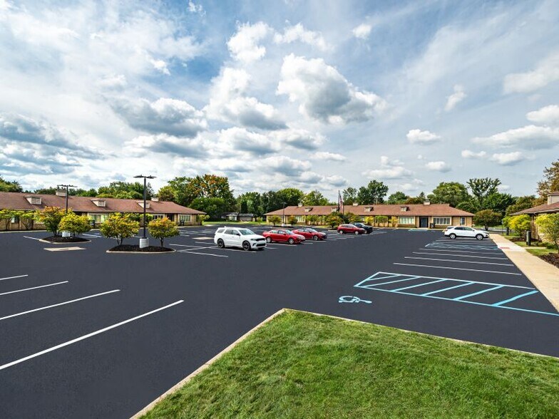 36325-36355 Harper Ave, Clinton Township, MI à louer - Photo de l’immeuble – Image 3 sur 10
