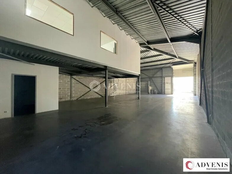 Local d’activités dans Le Taillan-Médoc à louer - Photo intérieure – Image 2 sur 9