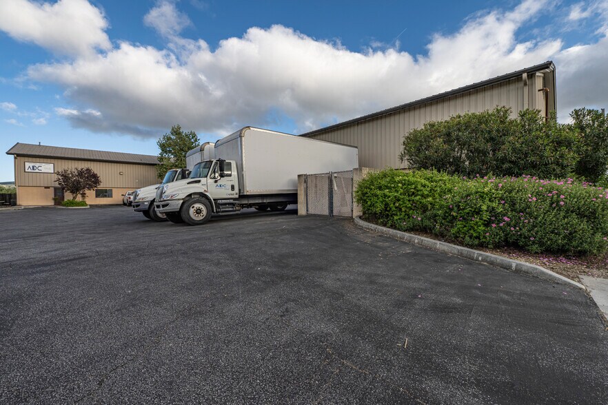 5145 Traffic Way, Atascadero, CA à vendre - Photo principale – Image 1 sur 10