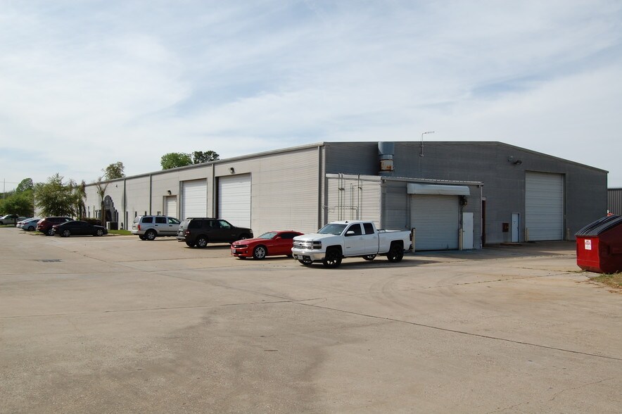 1600 Brittmoore Rd, Houston, TX à vendre - Photo de l’immeuble – Image 3 sur 11