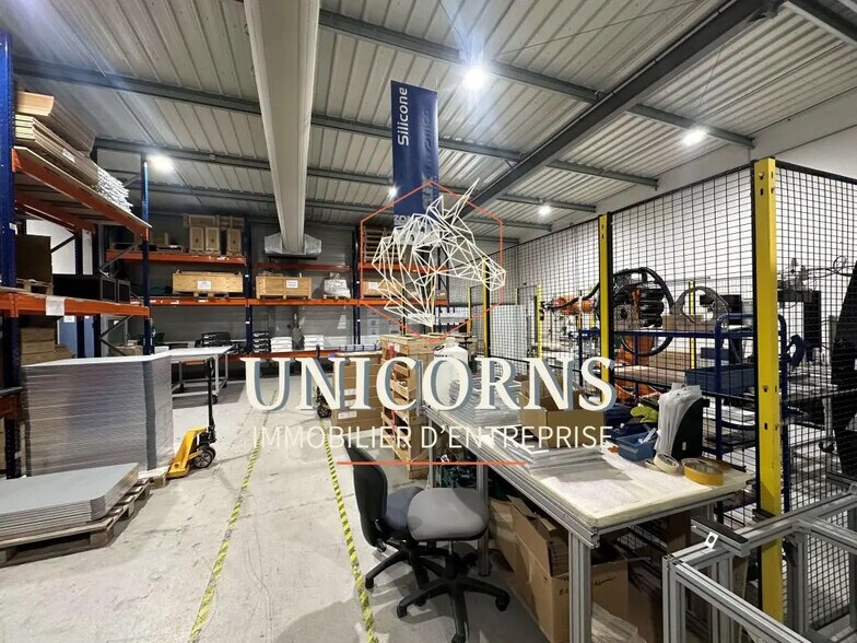 Industriel/Logistique dans Montrabé à louer - Photo de l’immeuble – Image 3 sur 4