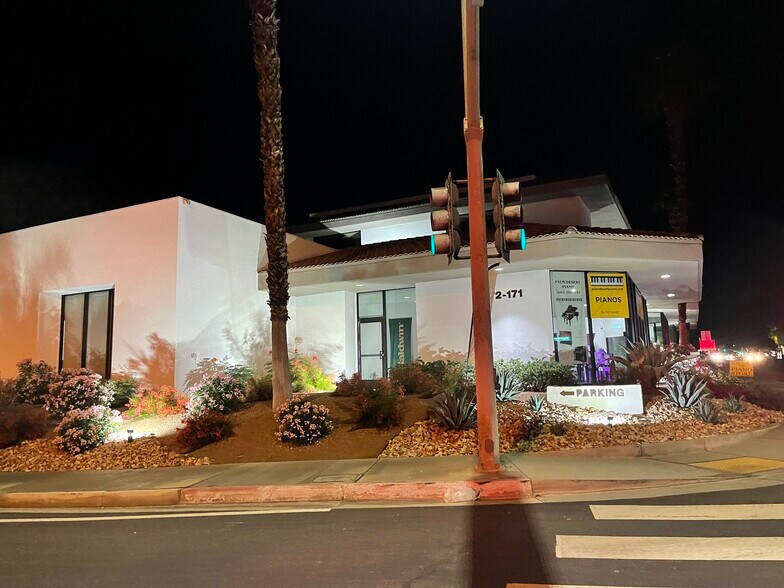 72171 Highway 111, Palm Desert, CA à vendre - Photo de l’immeuble – Image 2 sur 17