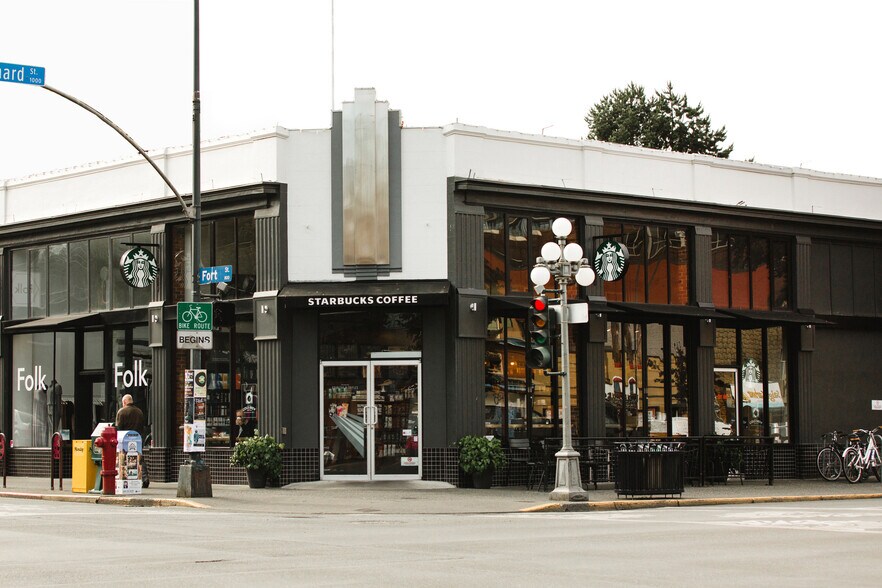 813 Fort St, Victoria, Bc, Victoria, BC à louer - Photo de l’immeuble – Image 1 sur 6