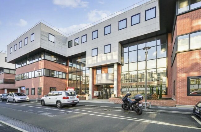 Plus de détails pour Route De Sartrouville, Le Pecq - Bureau à vendre
