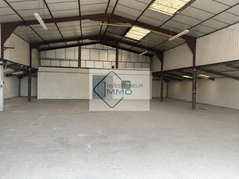 Industriel/Logistique dans Étréchy à vendre - Photo intérieure – Image 1 sur 2