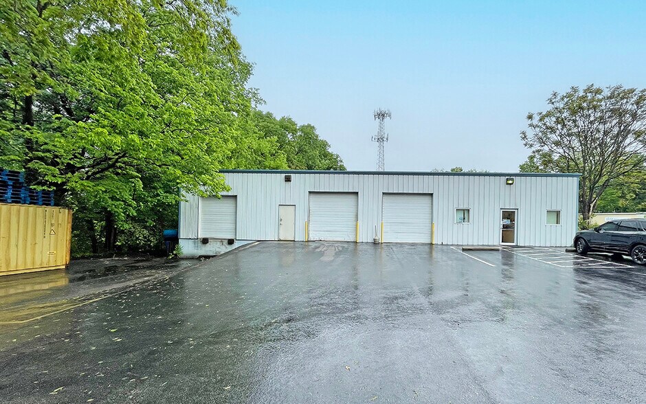 761 Corporate Cir, New Cumberland, PA à louer - Photo de l’immeuble – Image 1 sur 4