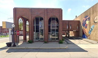 Plus de détails pour 202 N Harrison St, Alexandria, IN - Bureau à vendre
