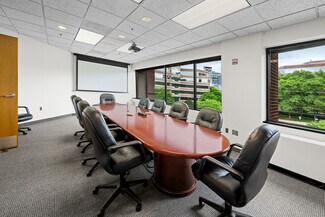 Plus de détails pour 11490 Commerce Park Dr, Reston, VA - Bureau à vendre