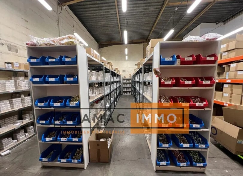 Bureau dans Bobigny à louer - Photo de l’immeuble – Image 3 sur 16