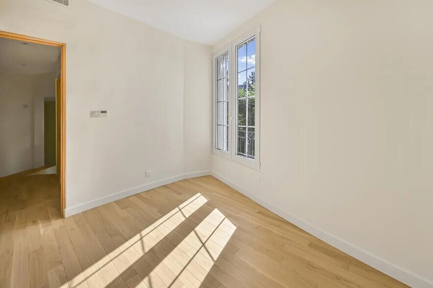 13 Rue Rigault, Nanterre à vendre - Photo de l’immeuble – Image 2 sur 7