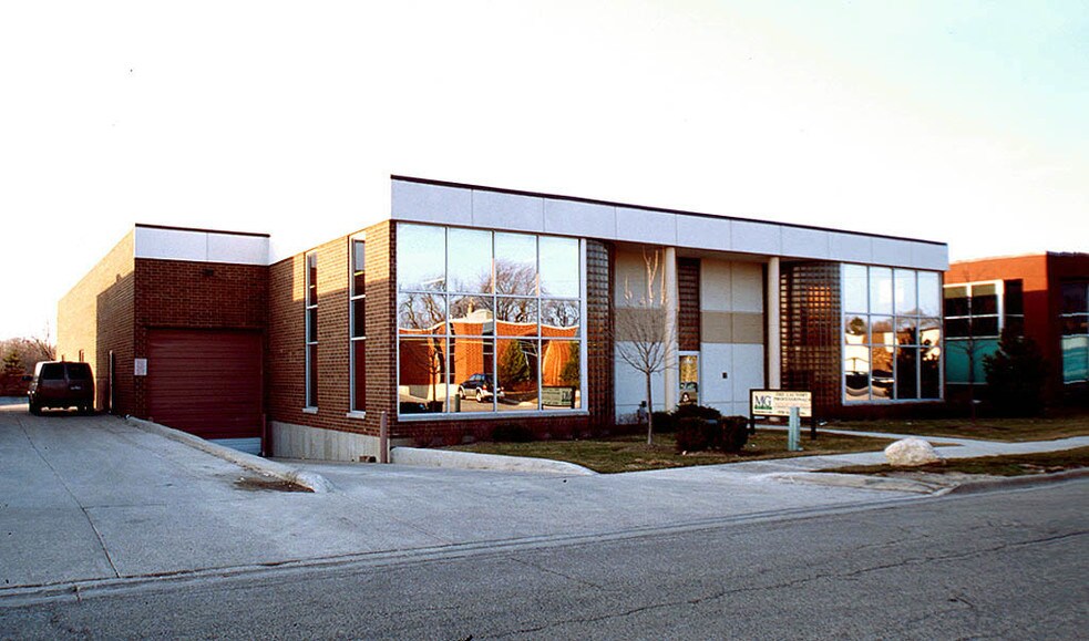 1528 St Paul Ave, Gurnee, IL à louer - Photo principale – Image 1 sur 2