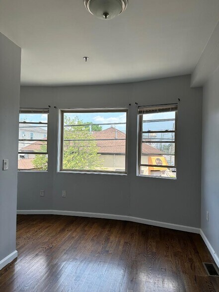 500 Fulton St, Elizabeth, NJ à vendre - Photo de l’immeuble – Image 3 sur 6