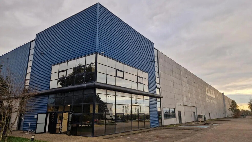 126 Rue Pasteur, Toussieu à louer - Photo de l’immeuble – Image 2 sur 10