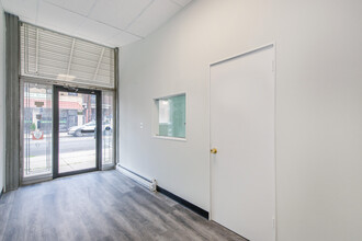 288 Stuyvesant Ave, Lyndhurst, NJ à louer Photo intérieure– Image 1 sur 9