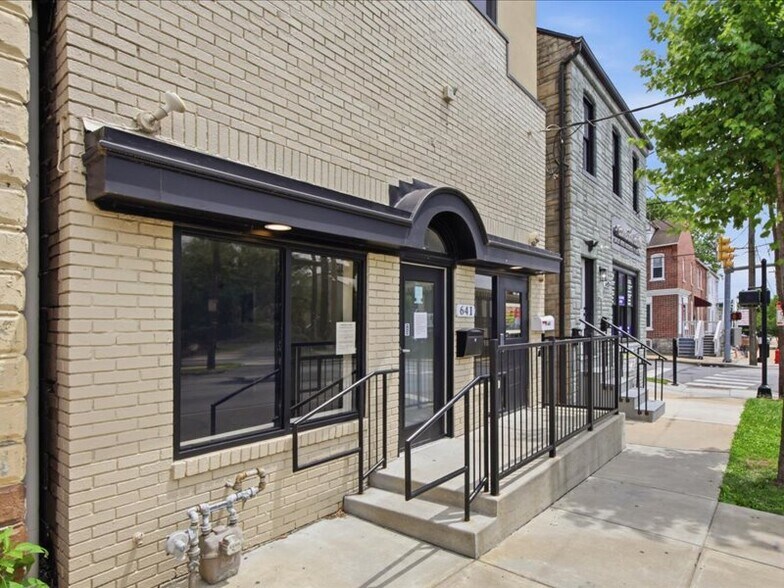 641 S Prince St, Lancaster, PA à vendre - Photo de l’immeuble – Image 1 sur 35