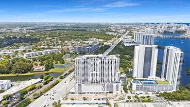 16375 Biscayne Blvd, North Miami Beach, FL - Vue aérienne vue de carte