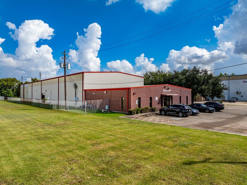 1109 Howard St, Deer Park, TX à louer - Photo principale – Image 1 sur 5