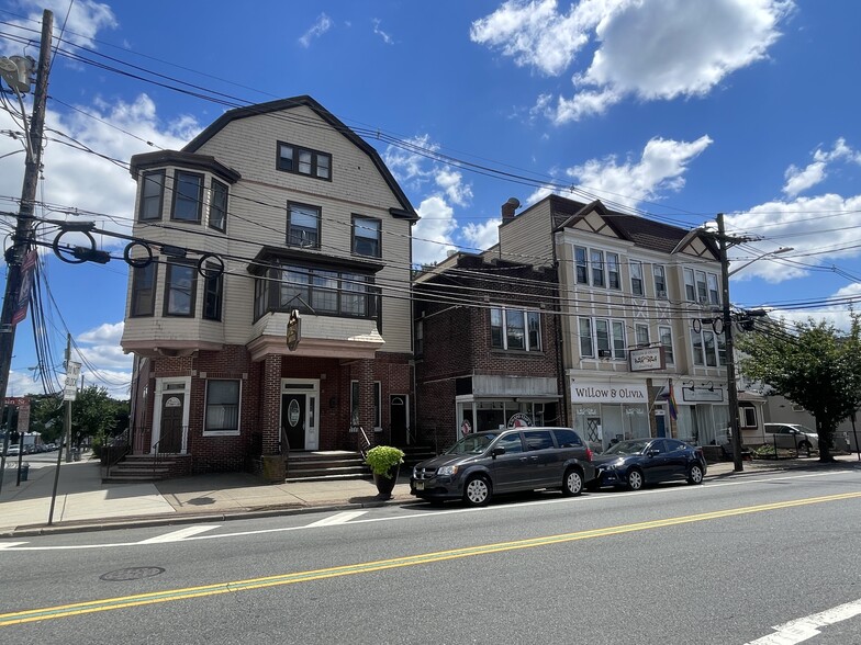 259 Main St, West Orange, NJ à vendre - Photo de l’immeuble – Image 2 sur 25