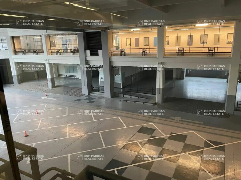 Bureau dans Lyon à louer - Photo de l’immeuble – Image 2 sur 19