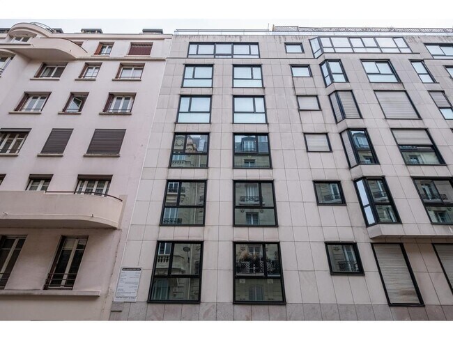 Plus de détails pour 18 Rue Chartran, Neuilly-sur-Seine - Bureau à louer