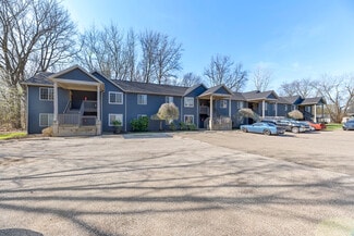 Plus de détails pour 1894-1898 Springfield Lake Blvd, Akron, OH - Logement à vendre