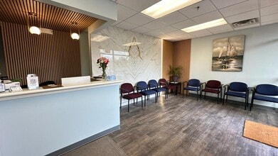 11237 Nall Ave, Leawood, KS à louer Hall d’entrée– Image 2 sur 7