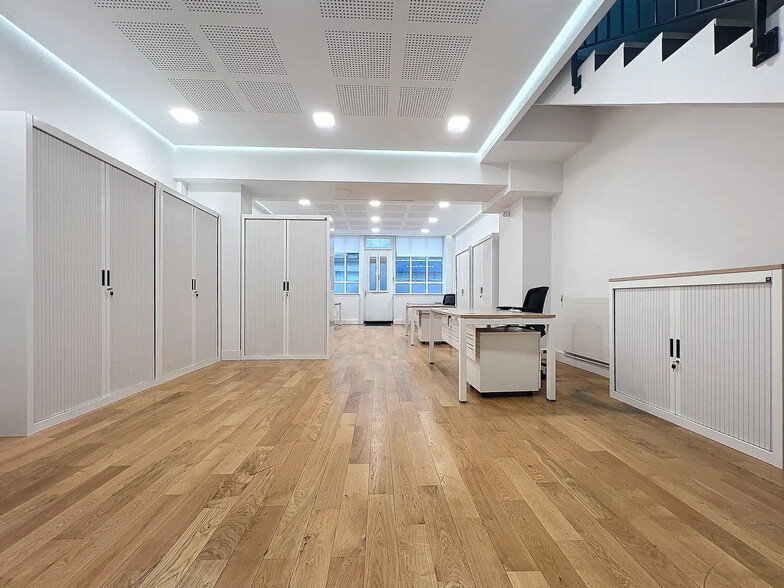Bureau dans Paris à louer - Photo de l’immeuble – Image 2 sur 19