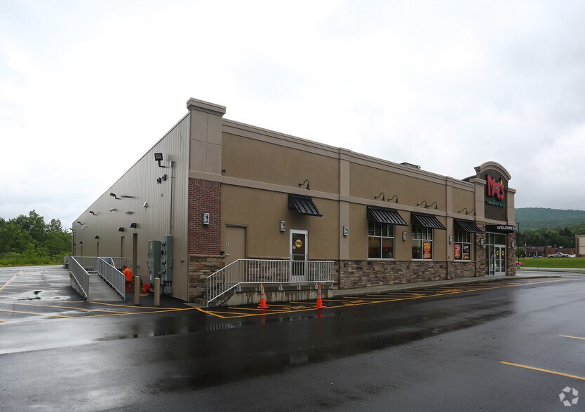 5001 State Highway 23, Oneonta, NY à louer - Photo de l’immeuble – Image 2 sur 6
