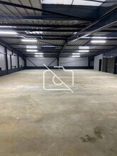 Industriel/Logistique dans Sainte-Geneviève-des-Bois à vendre Photo intérieure– Image 2 sur 6