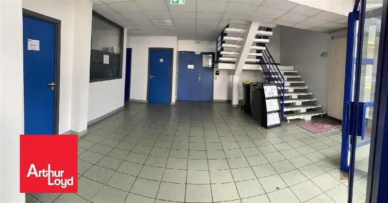 Bureau dans Le Coudray à louer - Photo de l’immeuble – Image 2 sur 5