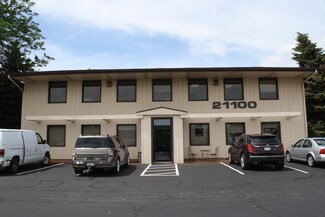 Plus de détails pour 21100 W Capitol Dr, Pewaukee, WI - Bureau à louer