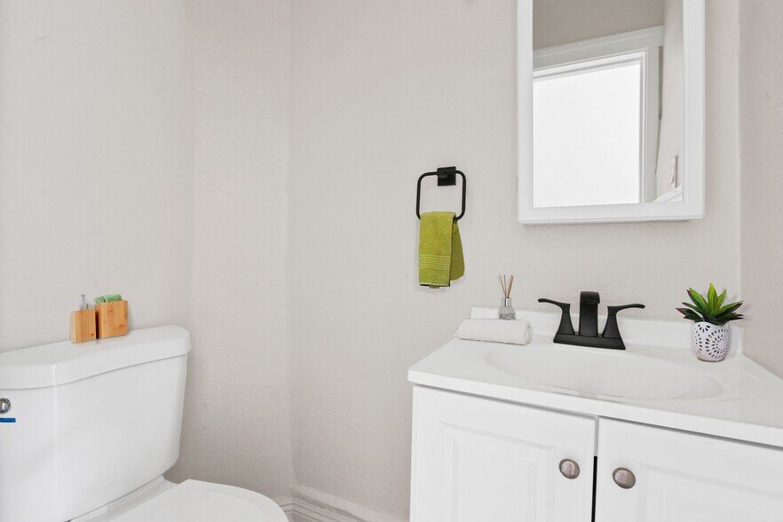 2364-2370 Lime Ave, Long Beach, CA à vendre - Photo de l’immeuble – Image 3 sur 24