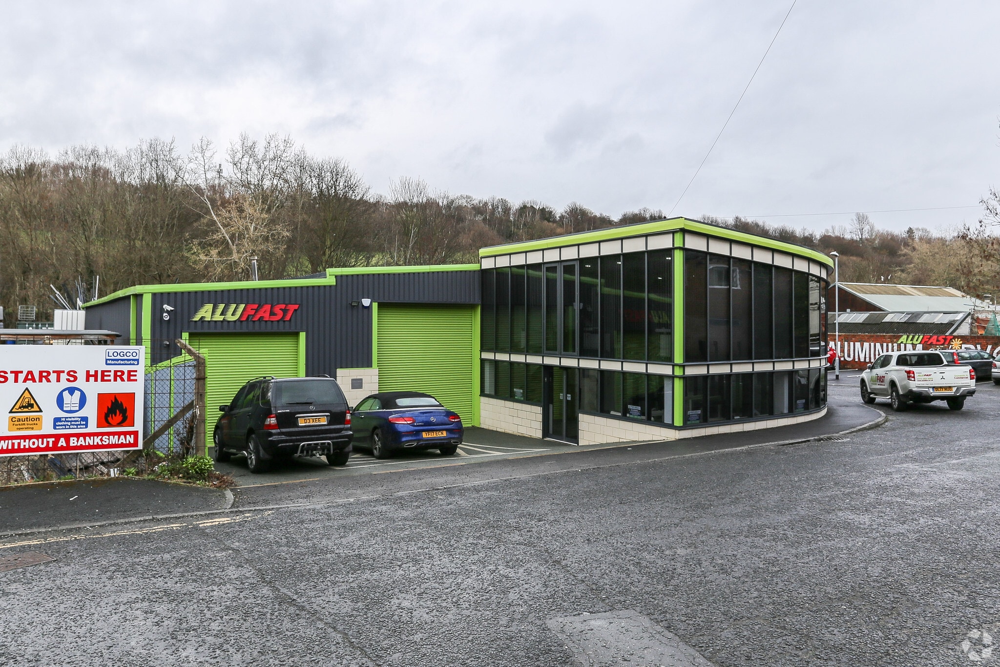 Land and Buildings on the North West portefeuille de 2 biens à vendre sur LoopNet.fr Photo principale– Image 1 sur 3