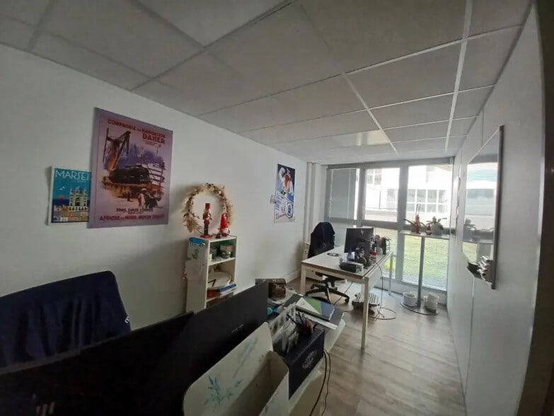 Bureau dans Marseille à louer - Photo de l’immeuble – Image 3 sur 18