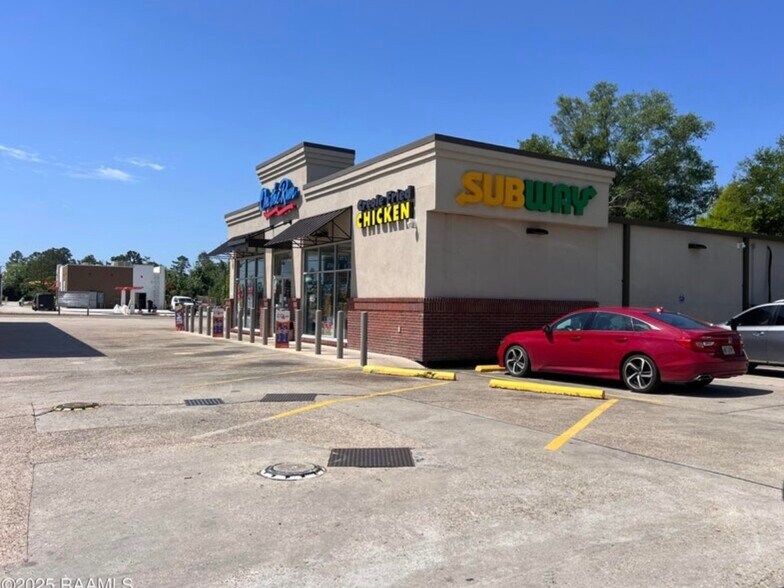 28571 LA 43 Hwy, Albany, LA à vendre - Photo de l’immeuble – Image 1 sur 14