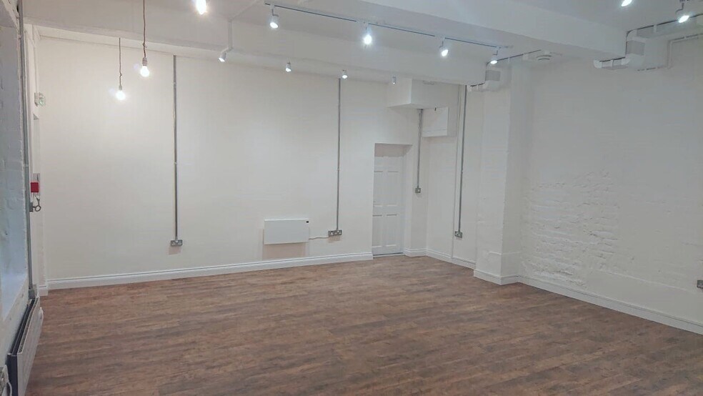 170 Brick Ln, Londres à louer - Photo intérieure – Image 2 sur 7