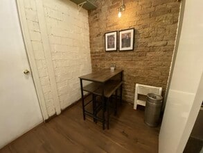 Local commercial dans Barcelone, Barcelona à louer Photo intérieure– Image 2 sur 3